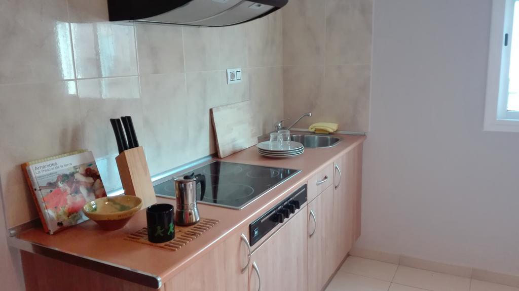 Apartaments Els Temporers Corbera ภายนอก รูปภาพ