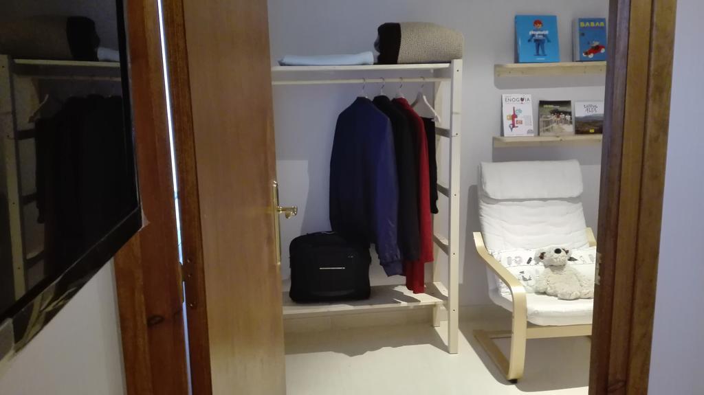 Apartaments Els Temporers Corbera ภายนอก รูปภาพ