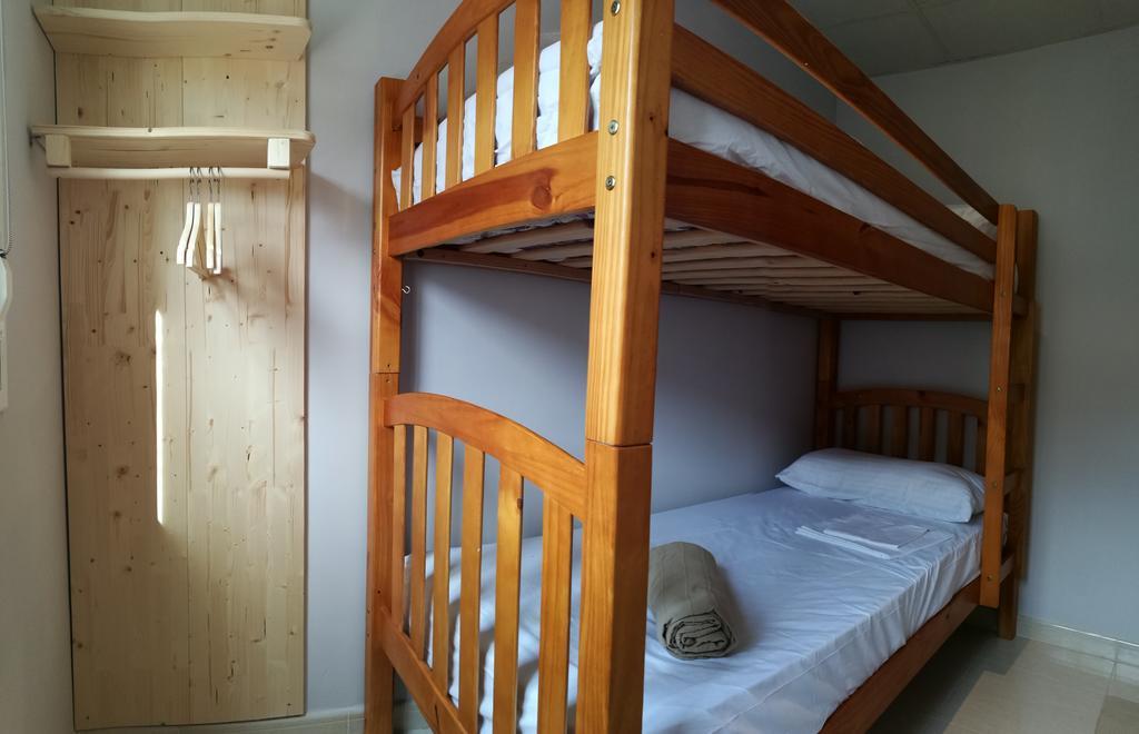 Apartaments Els Temporers Corbera ภายนอก รูปภาพ